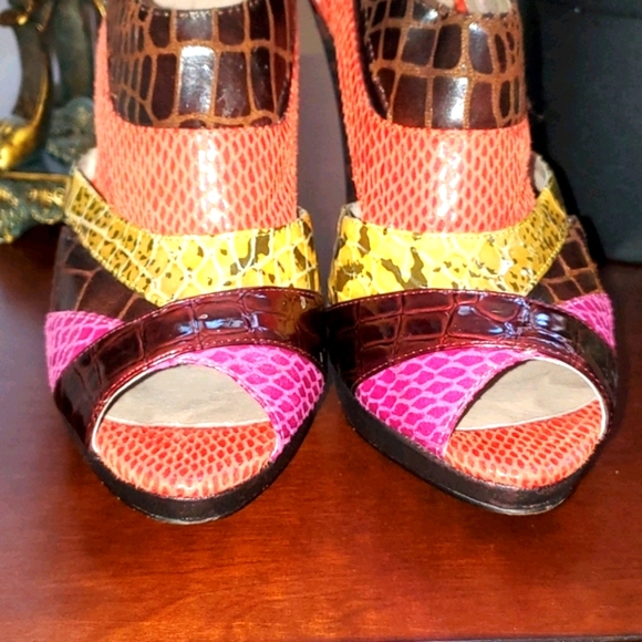 Heels Color Block - Picture 10 of 12